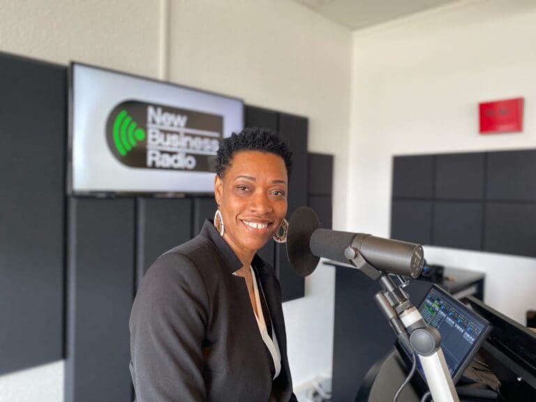 Mireille-Peope-Power-Radio